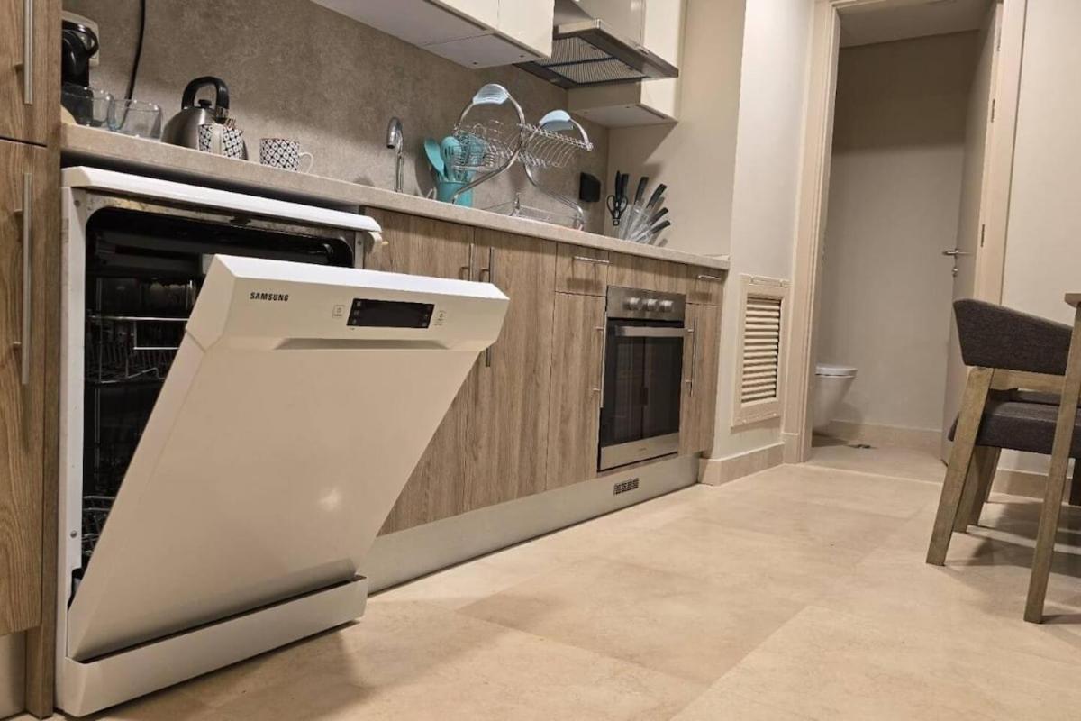 Mangroovy 1 Bedroom Ground Composure & Cool Hilton View Appartement